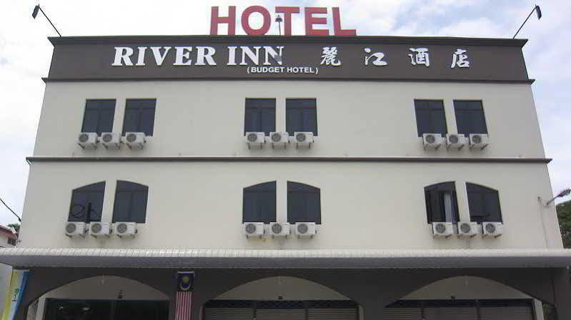 โอโย 301 ริเวอร์ อินน์ โฮเต็ล บัตเตอร์เวิร์ท ภายนอก รูปภาพ